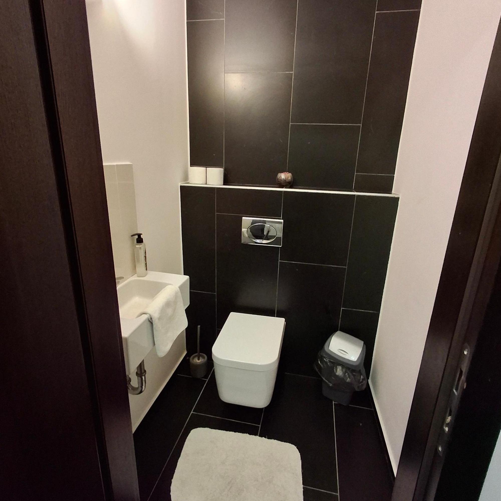 Unicorniselit Apartmanok Eger Luaran gambar