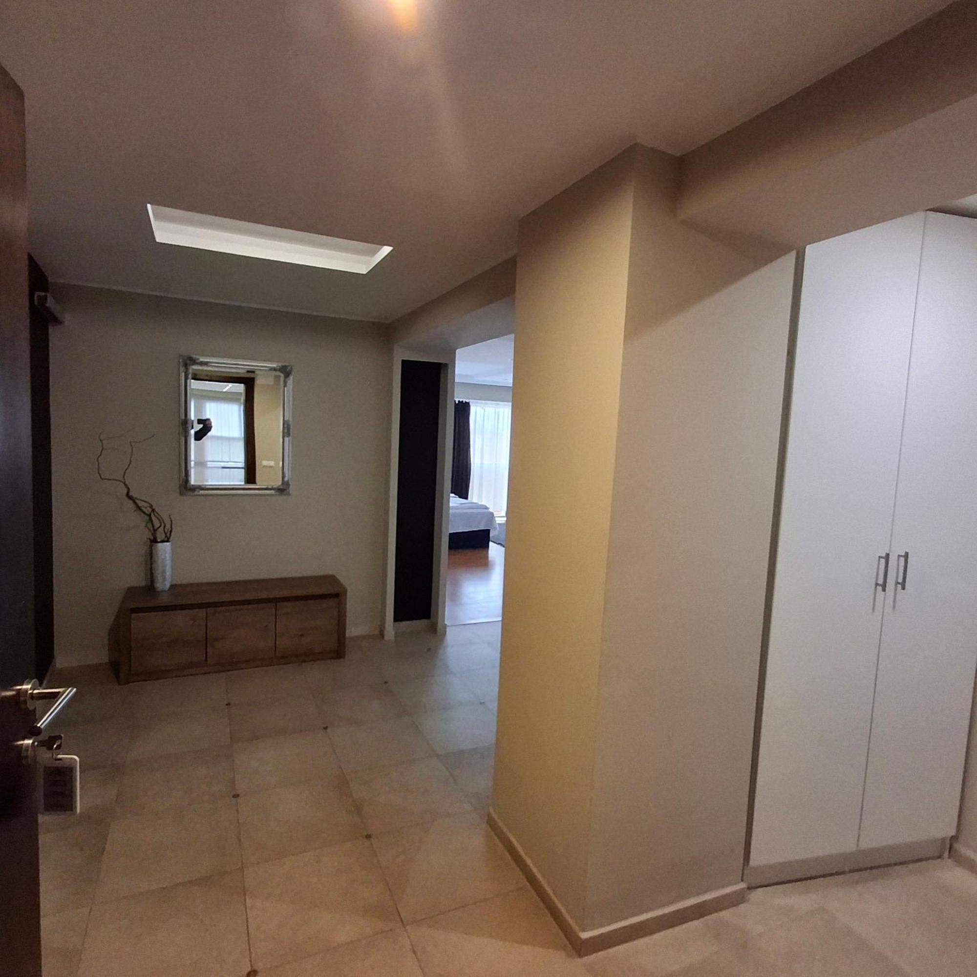 Unicorniselit Apartmanok Eger Luaran gambar